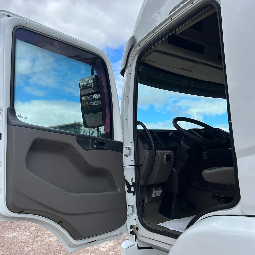 Caminhão VOLKSWAGEN VW 25420 Cavalo Mecânico ANO 2020 de Patio 201 Caminhoes e Carretas no Paraná