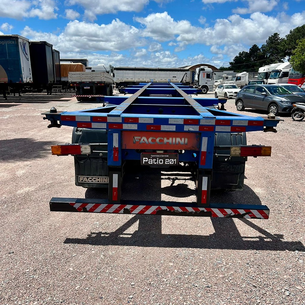 Carreta Bug Porta Container C/pneus Facchini 2018 Conteiner de Patio 201 Caminhoes e Carretas no Paraná
