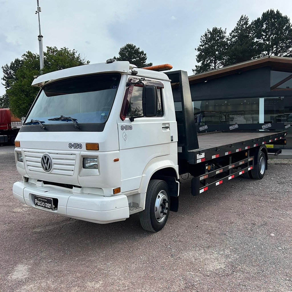 Caminhão VOLKSWAGEN VW 8150 Plataforma Guincho ANO 2003 de Patio 201 Caminhoes e Carretas no Paraná
