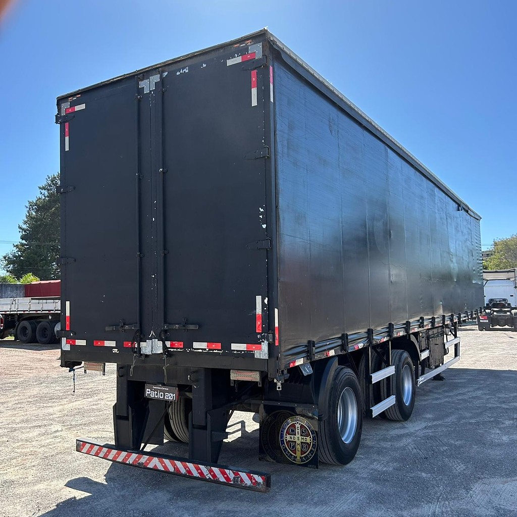 Carreta SEMI-REBOQUE BAU SIDER Schiffer ANO 2016 1+1 Vanderleia de Patio 201 Caminhoes e Carretas no Paraná