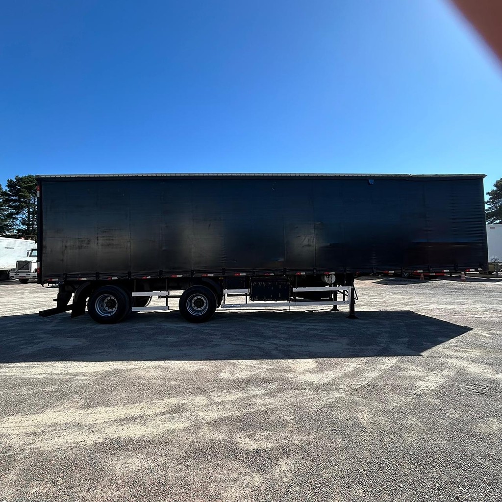 Carreta SEMI-REBOQUE BAU SIDER Schiffer ANO 2016 1+1 Vanderleia de Patio 201 Caminhoes e Carretas no Paraná