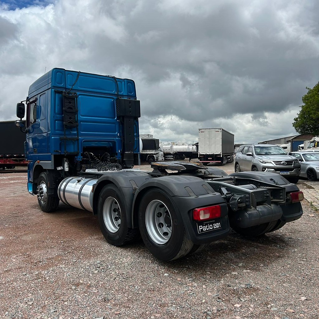 Caminhão DAF XF105 460 Cavalo Mecânico ANO 2020 de Patio 201 Caminhoes e Carretas no Paraná