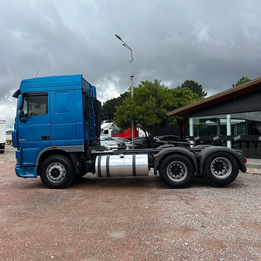 Caminhão DAF XF105 460 Cavalo Mecânico ANO 2020 de Patio 201 Caminhoes e Carretas no Paraná