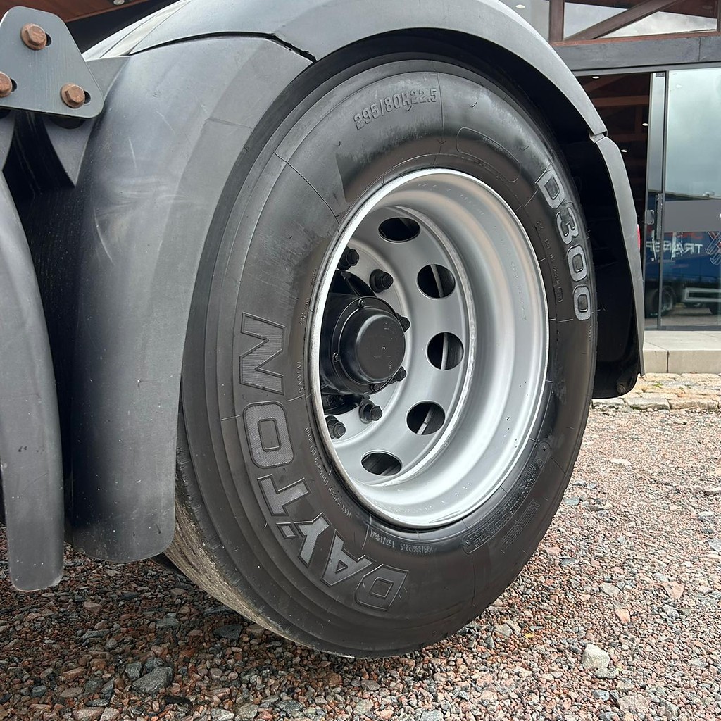 Caminhão DAF XF105 460 Cavalo Mecânico ANO 2020 de Patio 201 Caminhoes e Carretas no Paraná