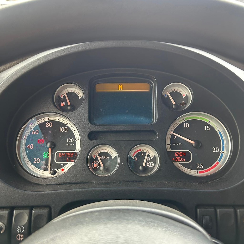 Caminhão DAF XF105 460 Cavalo Mecânico ANO 2020 de Patio 201 Caminhoes e Carretas no Paraná