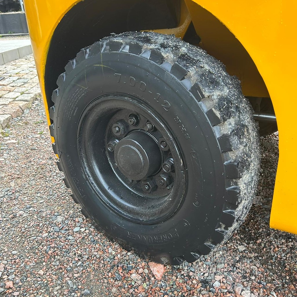 EMPILHADEIRA HYSTER H80.J ANO 1990 de Patio 201 Caminhoes e Carretas no Paraná