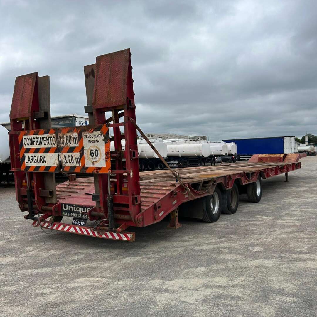 Carreta SEMI-REBOQUE PRANCHA Noma ANO 2013 2+1 Canguru de Patio 201 Caminhoes e Carretas no Paraná