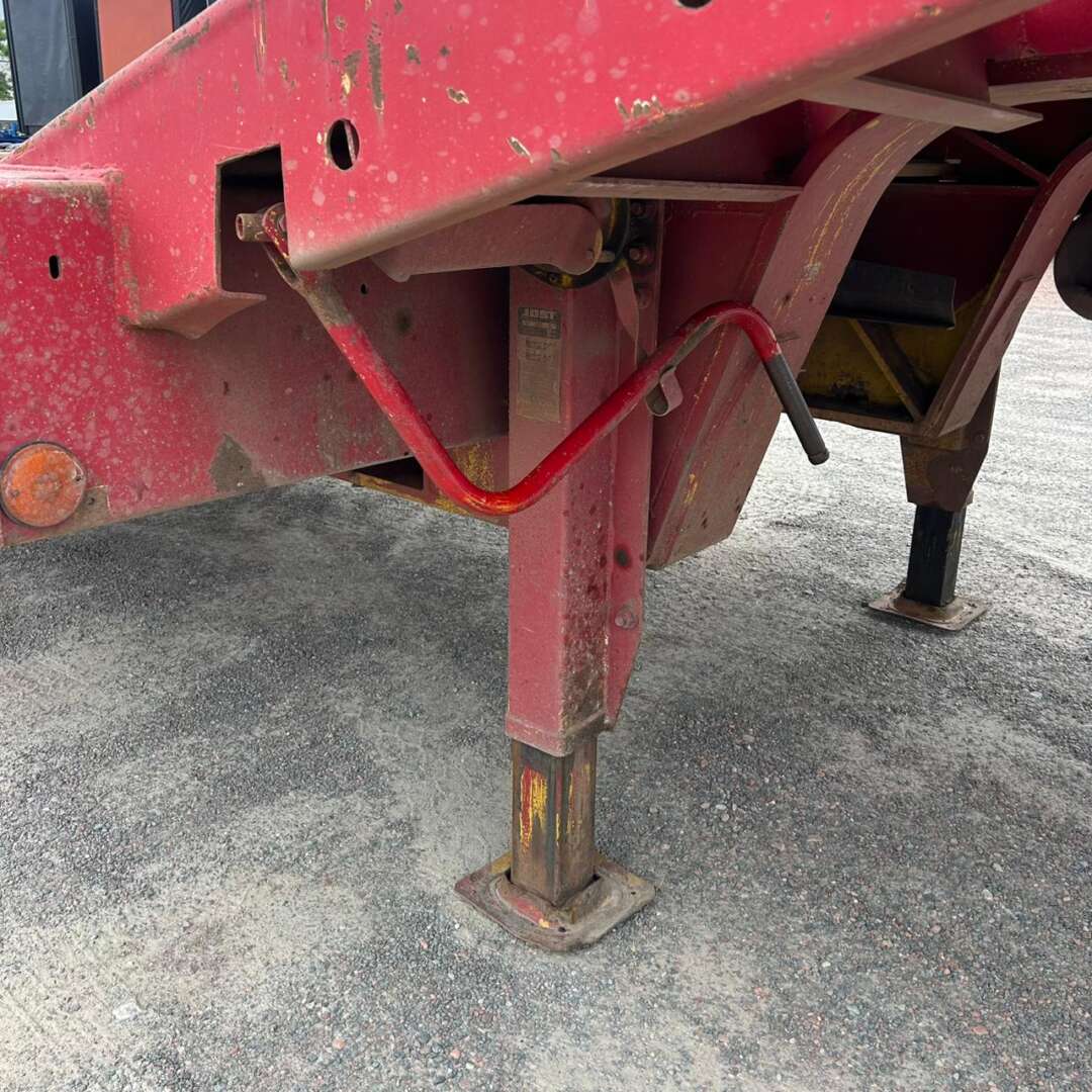 Carreta SEMI-REBOQUE PRANCHA Noma ANO 2013 2+1 Canguru de Patio 201 Caminhoes e Carretas no Paraná