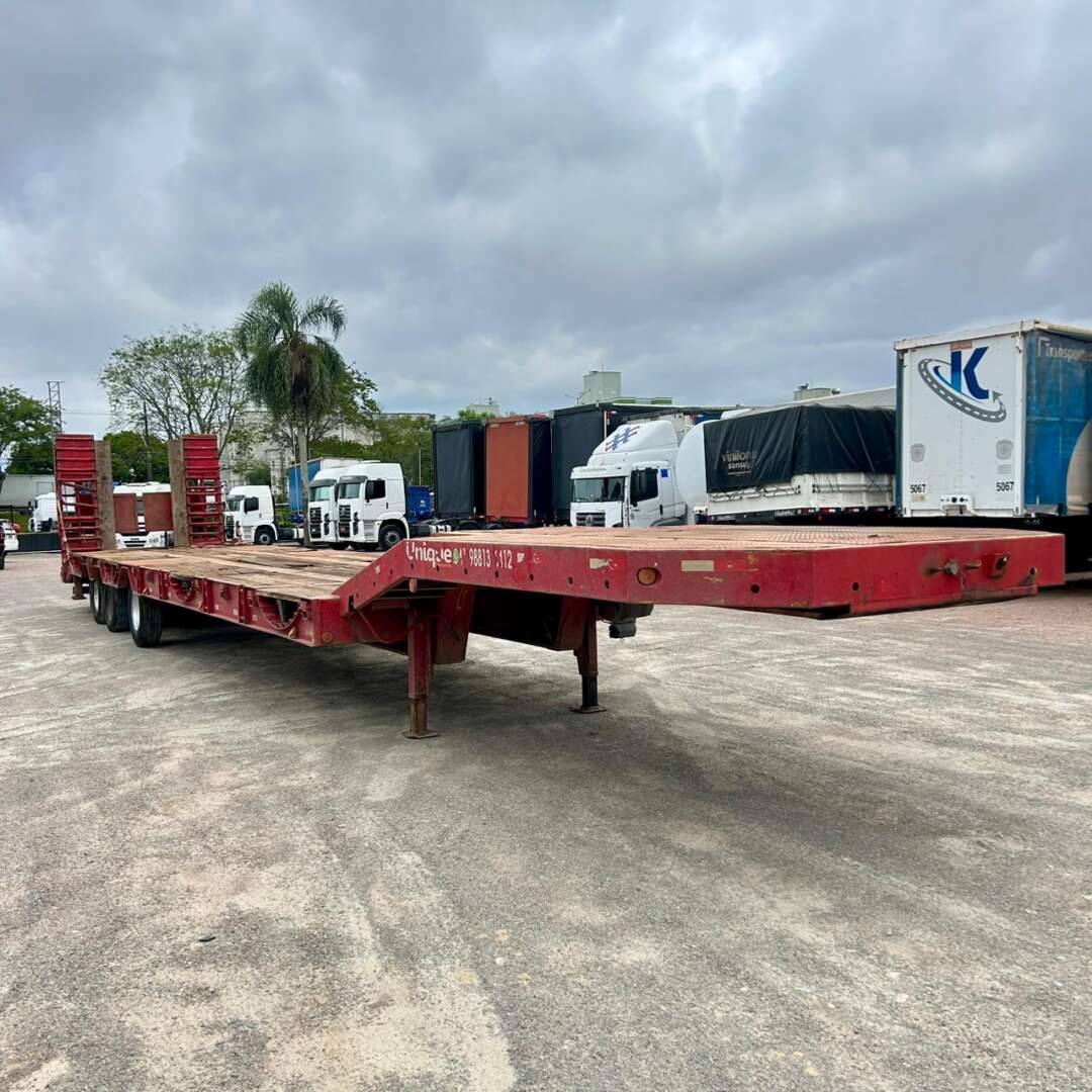 Carreta SEMI-REBOQUE PRANCHA Noma ANO 2013 2+1 Canguru de Patio 201 Caminhoes e Carretas no Paraná