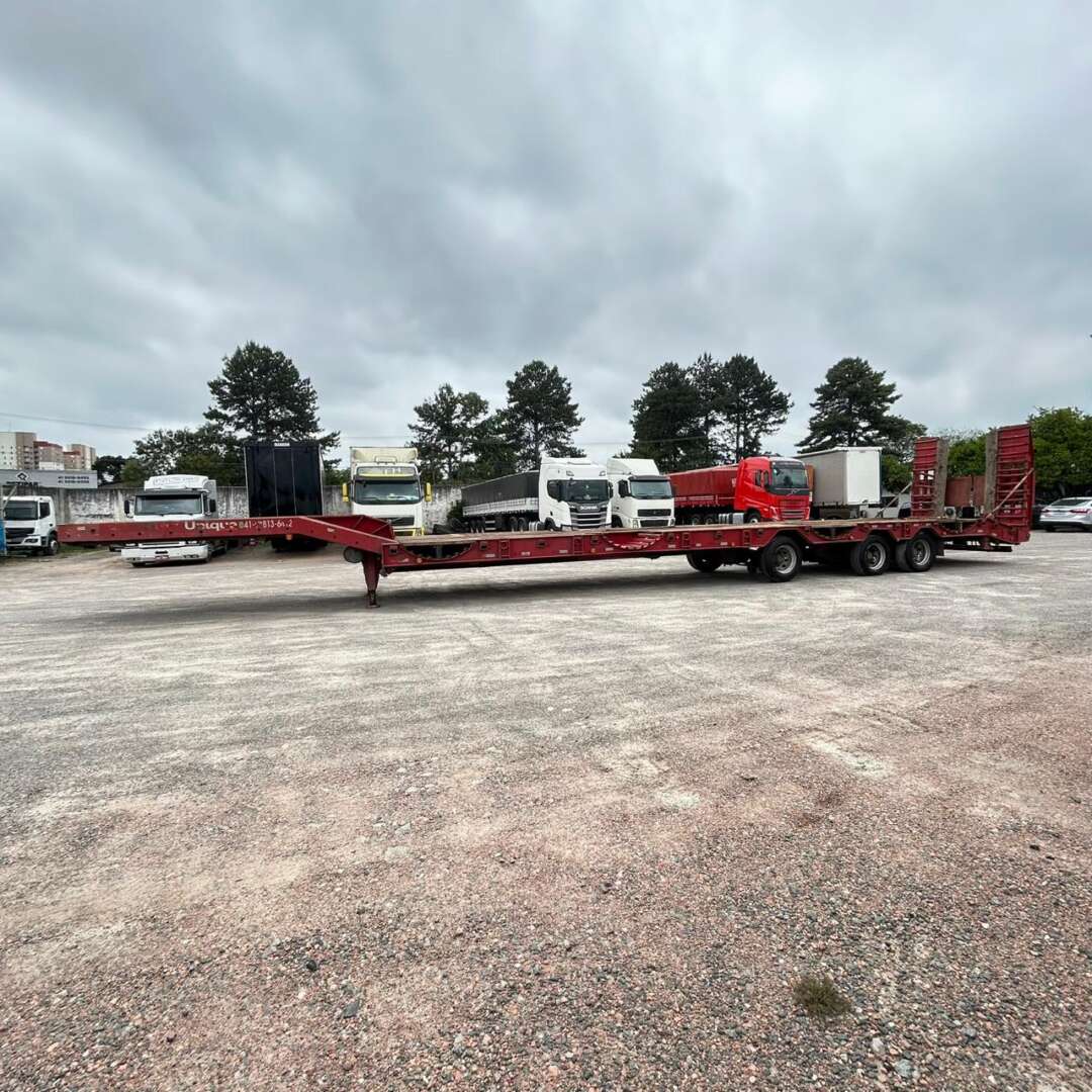 Carreta SEMI-REBOQUE PRANCHA Noma ANO 2013 2+1 Canguru de Patio 201 Caminhoes e Carretas no Paraná