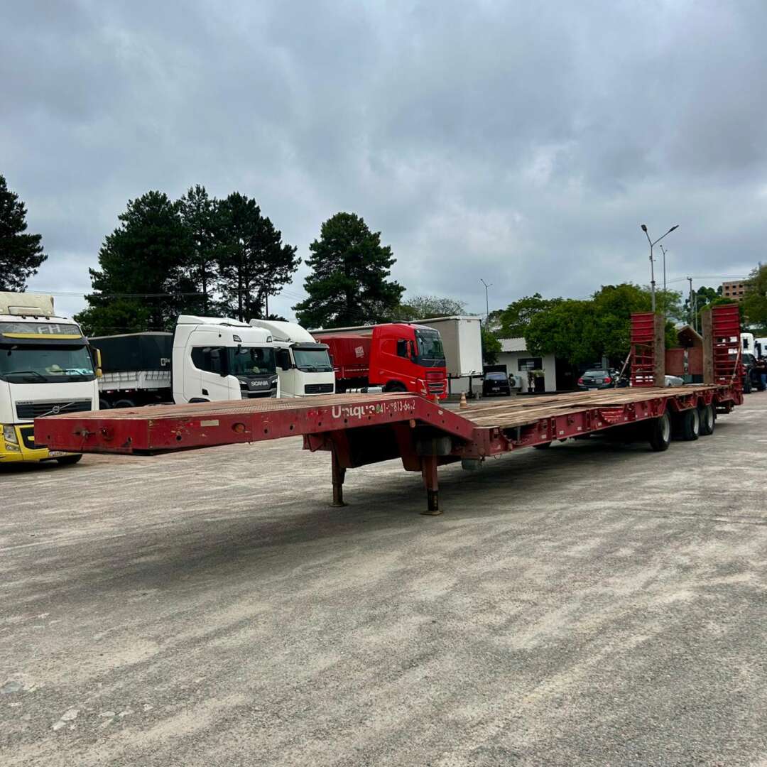 Carreta SEMI-REBOQUE PRANCHA Noma ANO 2013 2+1 Canguru de Patio 201 Caminhoes e Carretas no Paraná