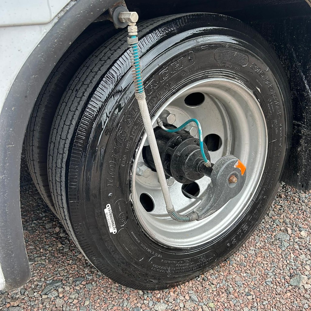 Caminhão MERCEDES BENZ MB 914 Motorhome ANO 2003 de Patio 201 Caminhoes e Carretas no Paraná