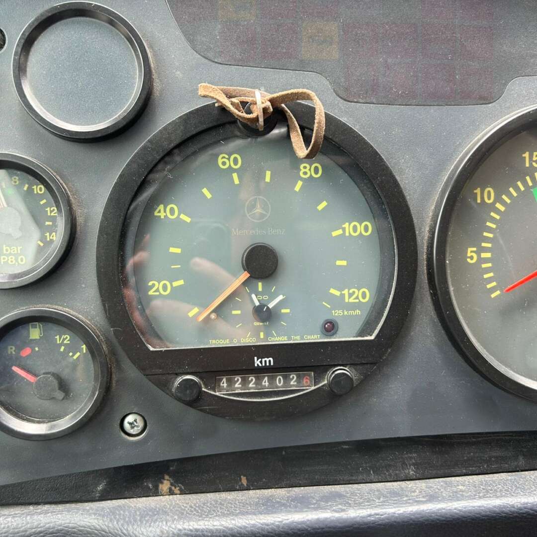 Caminhão MERCEDES BENZ MB 914 Motorhome ANO 2003 de Patio 201 Caminhoes e Carretas no Paraná