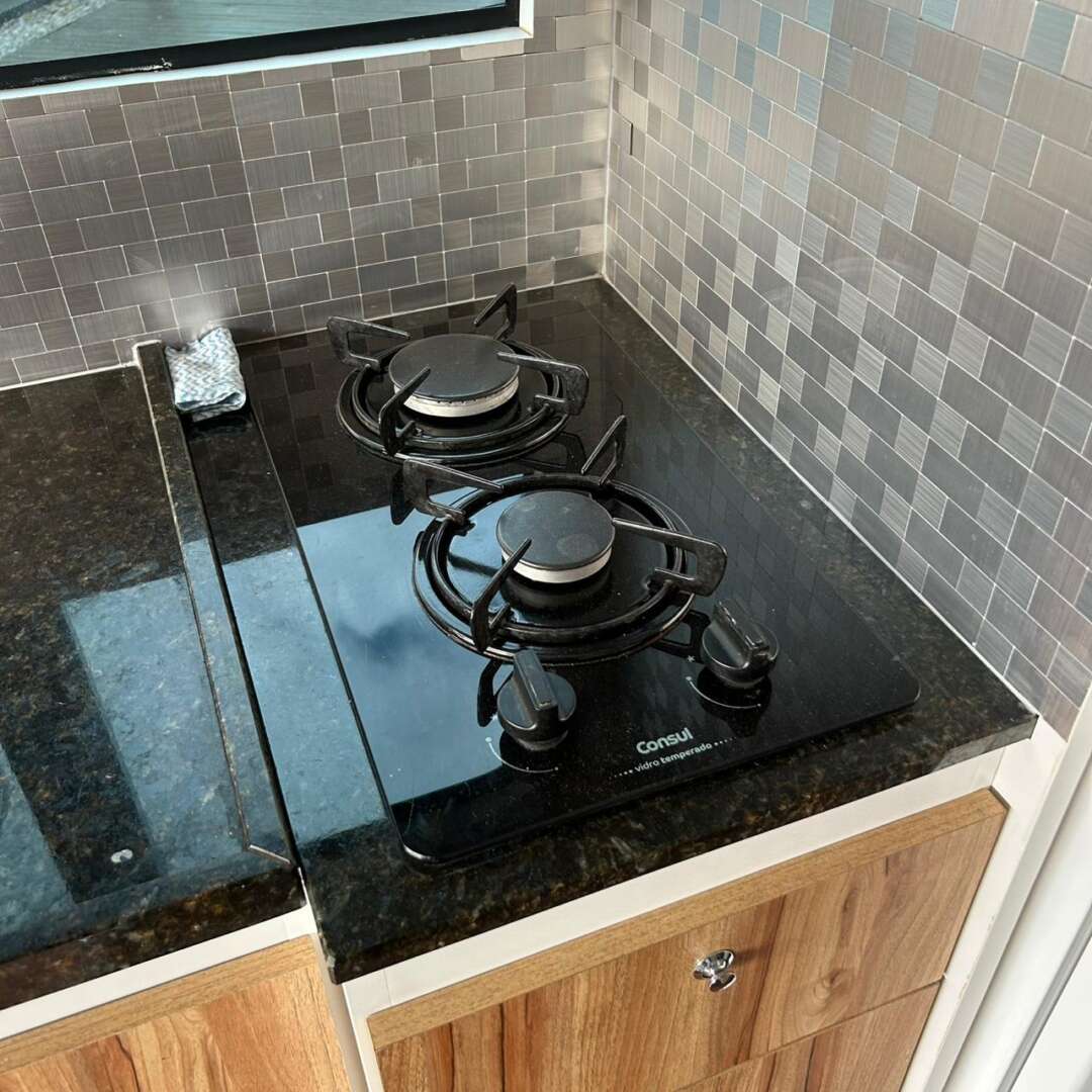 Caminhão MERCEDES BENZ MB 914 Motorhome ANO 2003 de Patio 201 Caminhoes e Carretas no Paraná