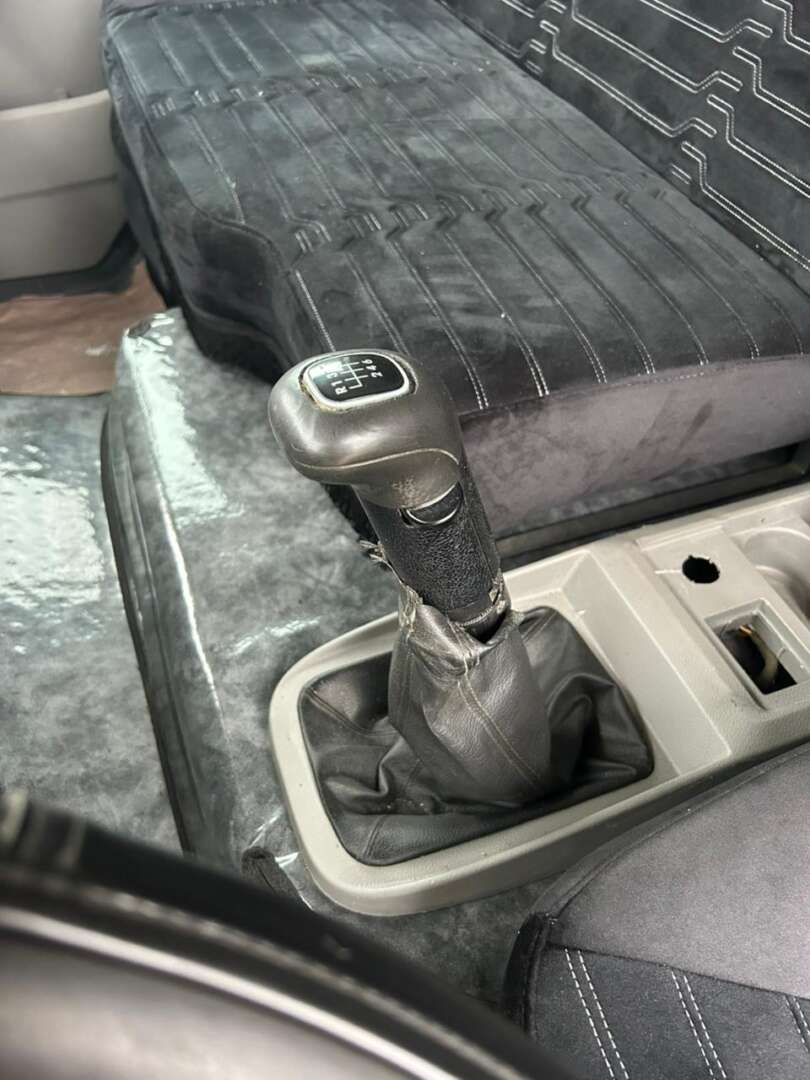 Caminhão VOLKSWAGEN VW 17250 Baú Sider ANO 2011 de Patio 201 Caminhoes e Carretas no Paraná