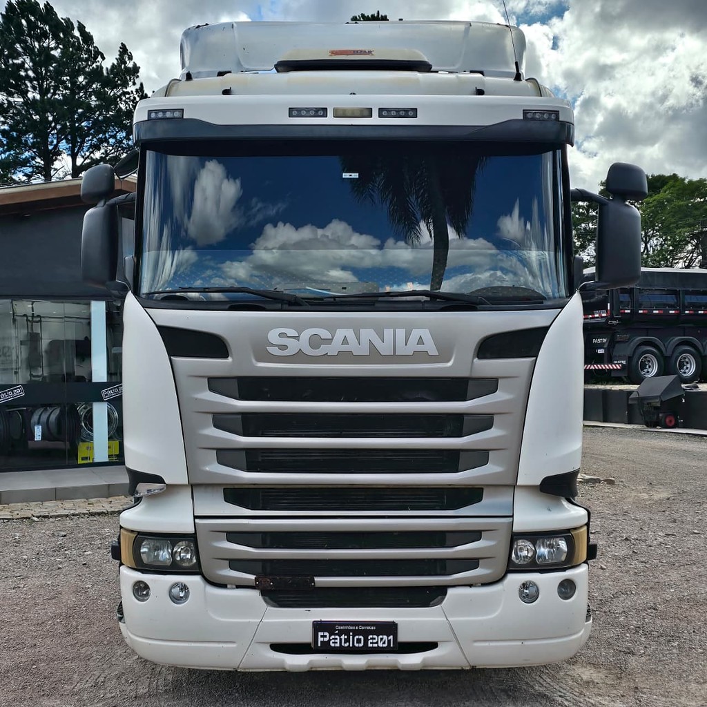 Caminhão SCANIA 440 Cavalo Mecânico ANO 2015 de Patio 201 Caminhoes e Carretas no Paraná