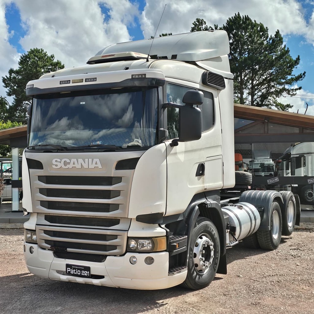 Caminhão SCANIA 440 Cavalo Mecânico ANO 2015 de Patio 201 Caminhoes e Carretas no Paraná