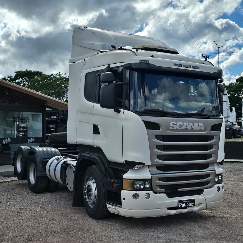 Caminhão SCANIA 440 Cavalo Mecânico ANO 2015 de Patio 201 Caminhoes e Carretas no Paraná