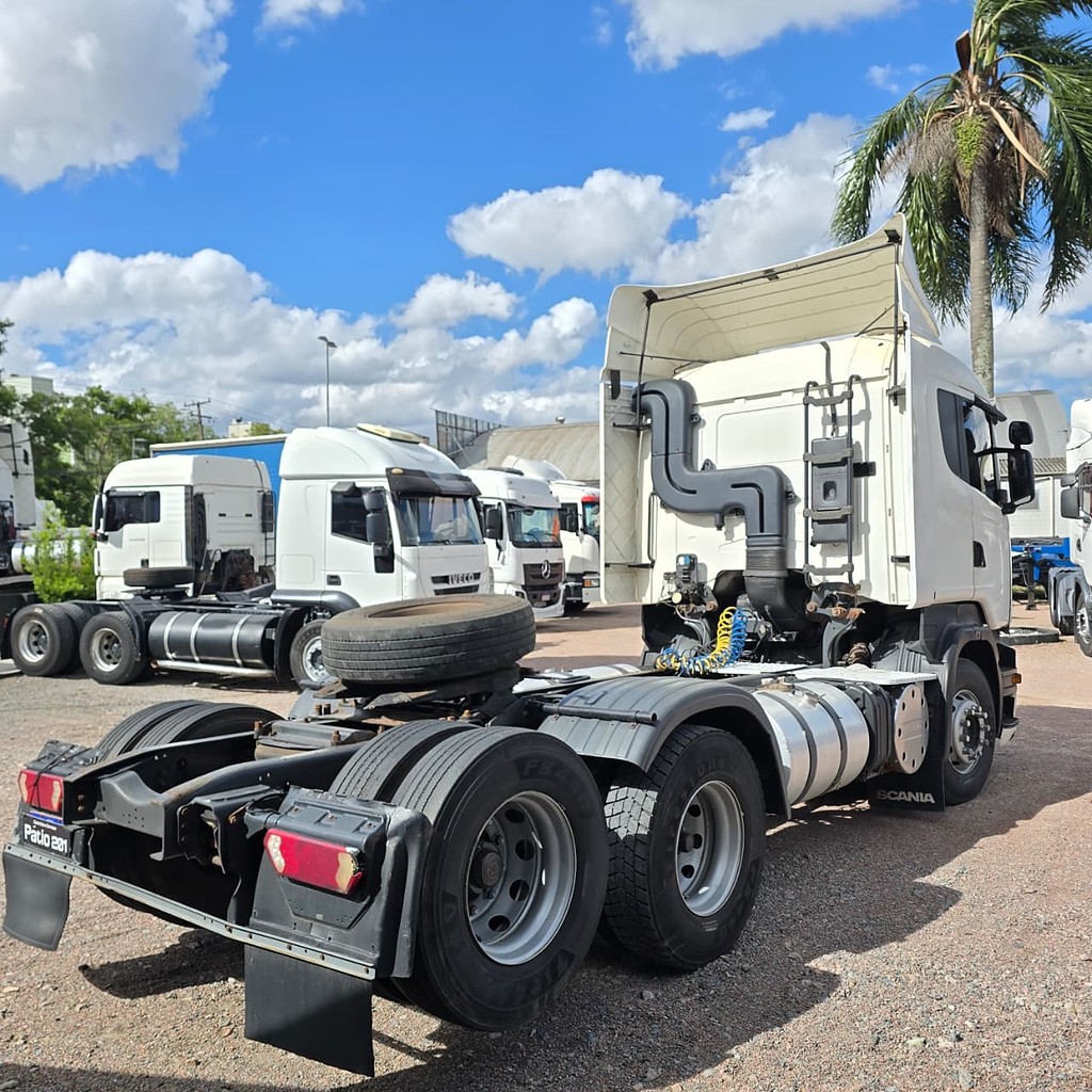 Caminhão SCANIA 440 Cavalo Mecânico ANO 2015 de Patio 201 Caminhoes e Carretas no Paraná