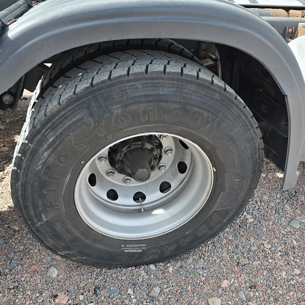 Caminhão SCANIA 440 Cavalo Mecânico ANO 2015 de Patio 201 Caminhoes e Carretas no Paraná