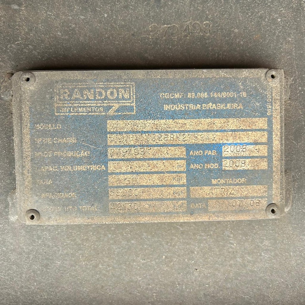 Carreta SEMI-REBOQUE CARGA SECA Randon ANO 2008 3 Eixos de Patio 201 Caminhoes e Carretas no Paraná