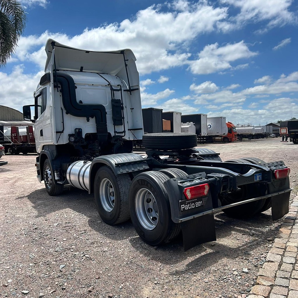Caminhão SCANIA 440 Cavalo Mecânico ANO 2015 de Patio 201 Caminhoes e Carretas no Paraná