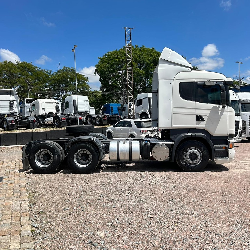 Caminhão SCANIA 440 Cavalo Mecânico ANO 2015 de Patio 201 Caminhoes e Carretas no Paraná