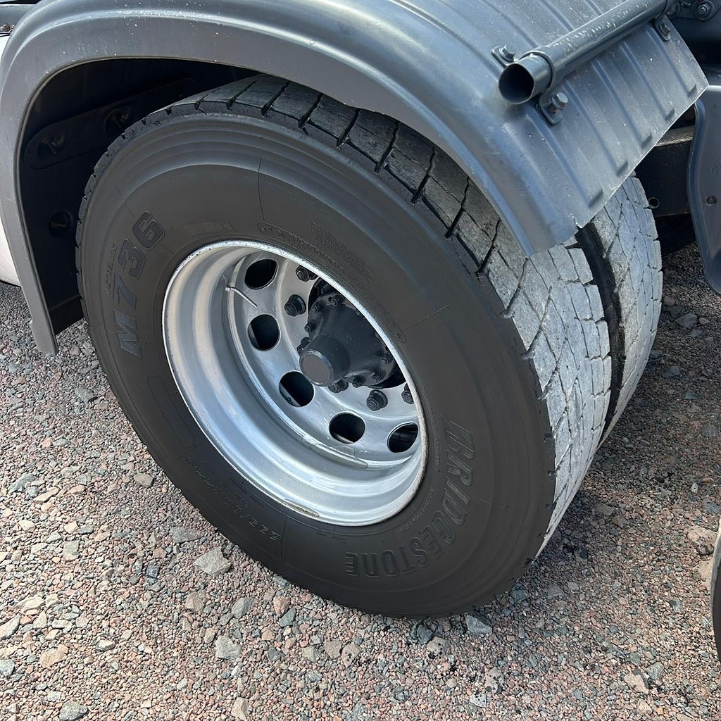 Caminhão SCANIA 440 Cavalo Mecânico ANO 2015 de Patio 201 Caminhoes e Carretas no Paraná