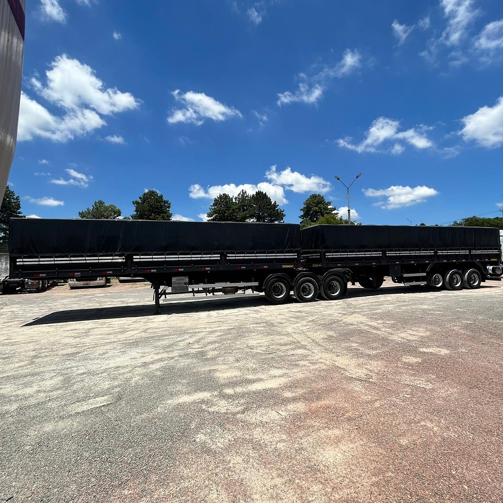 Carreta BITREM 9 EIXOS GRANELEIRO Guerra ANO 2016 9 Eixos de Patio 201 Caminhoes e Carretas no Paraná