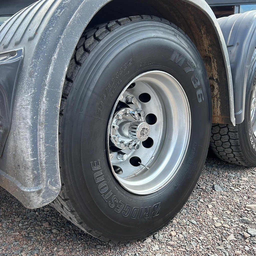 Caminhão SCANIA 440 Cavalo Mecânico ANO 2014 de Patio 201 Caminhoes e Carretas no Paraná