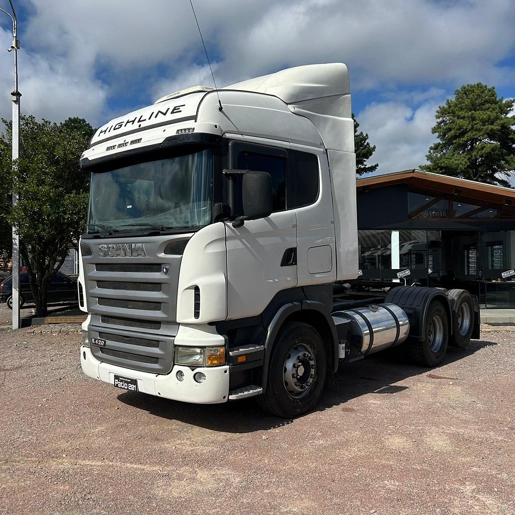 Caminhão SCANIA 420 Cavalo Mecânico ANO 2008 de Patio 201 Caminhoes e Carretas no Paraná