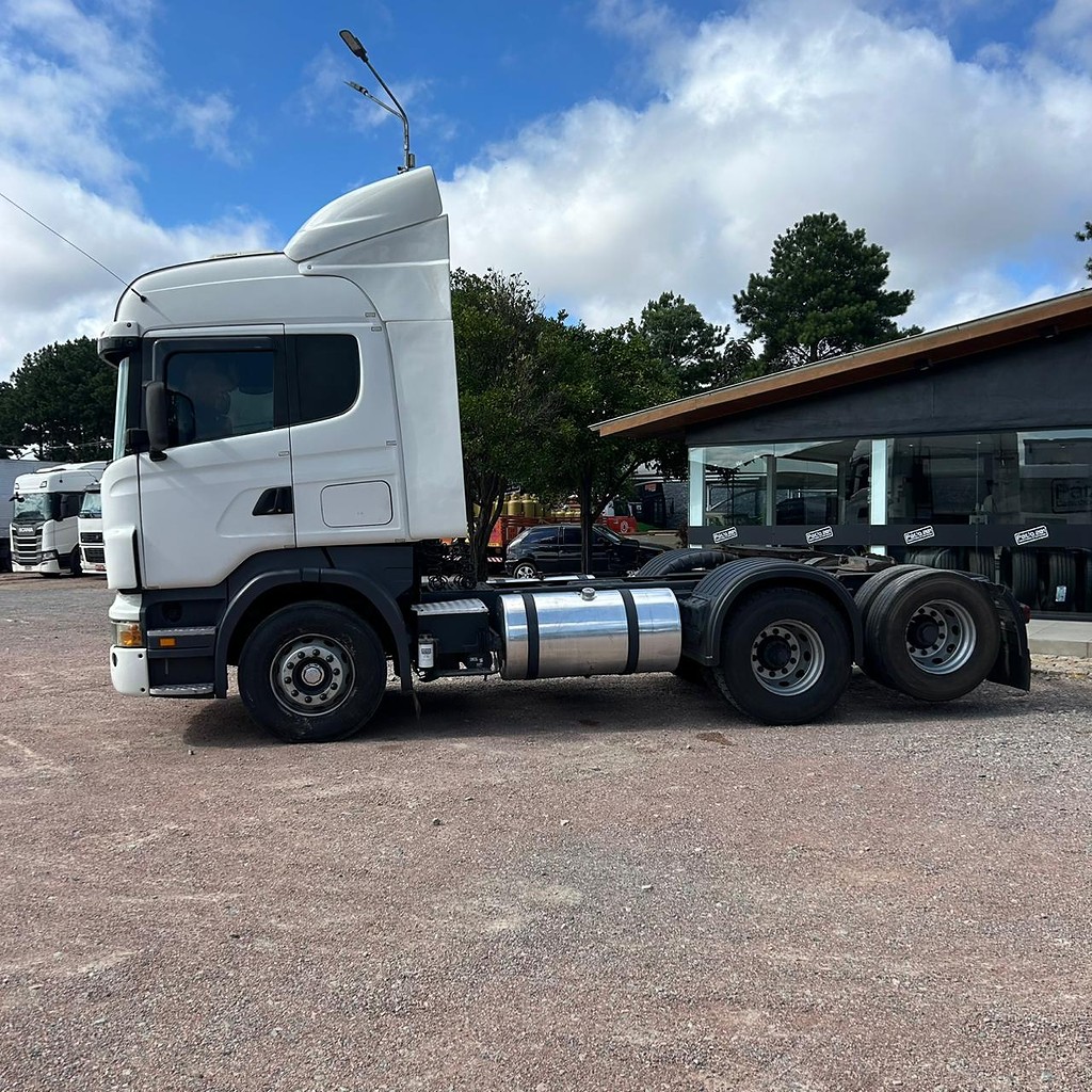 Caminhão SCANIA 420 Cavalo Mecânico ANO 2008 de Patio 201 Caminhoes e Carretas no Paraná