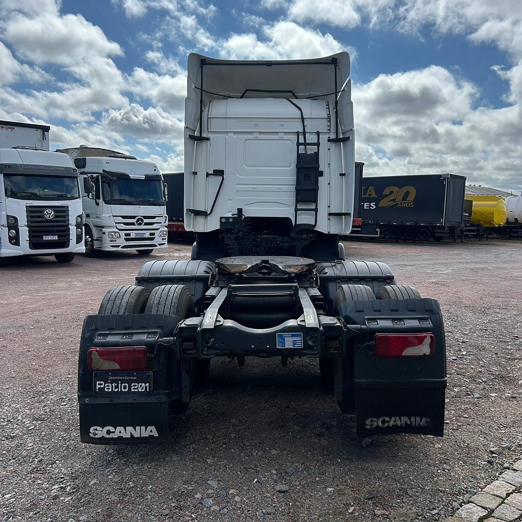 Caminhão SCANIA 420 Cavalo Mecânico ANO 2008 de Patio 201 Caminhoes e Carretas no Paraná