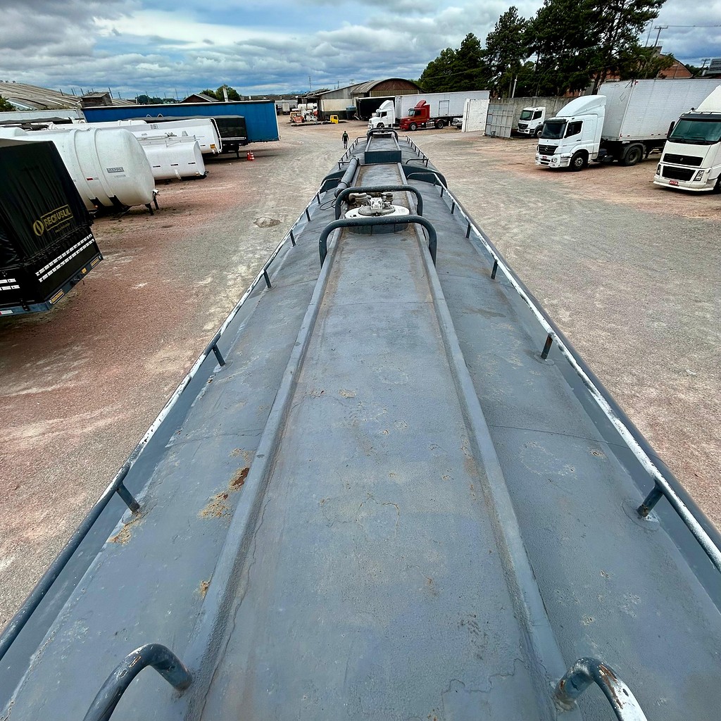 Carreta BITREM TANQUE AÇO Facchini ANO 2004 4 Eixos de Patio 201 Caminhoes e Carretas no Paraná