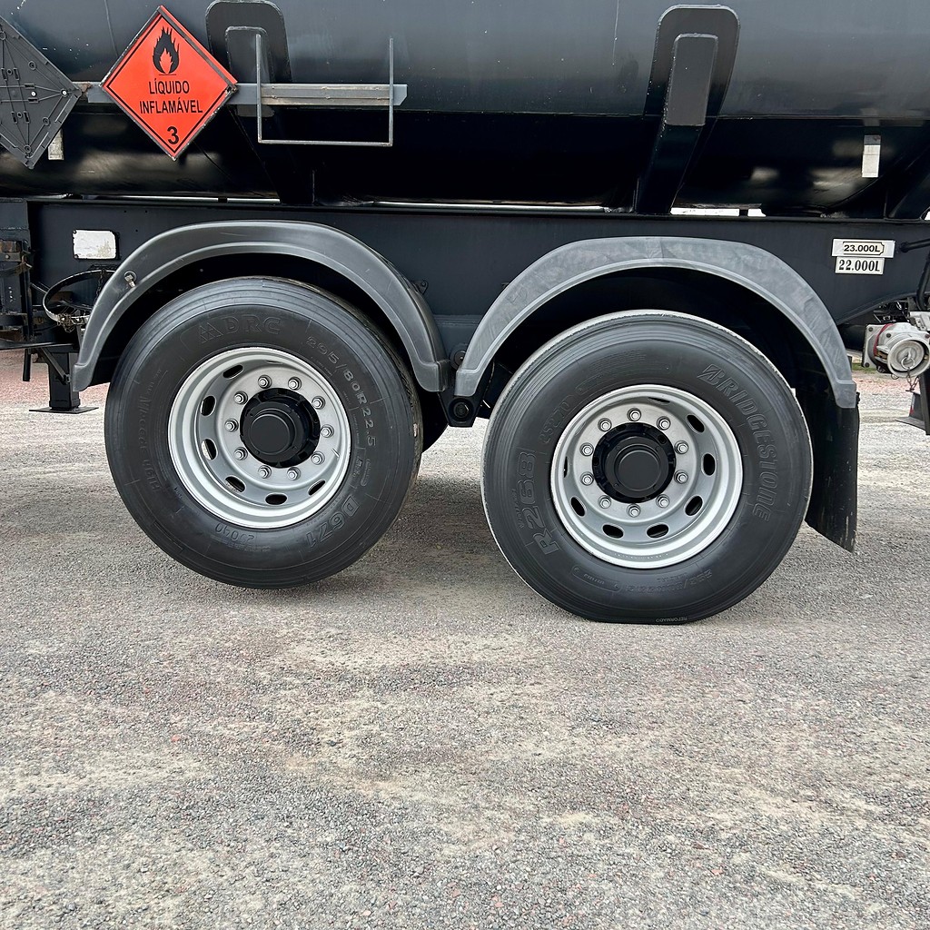 Carreta BITREM TANQUE AÇO Facchini ANO 2004 4 Eixos de Patio 201 Caminhoes e Carretas no Paraná