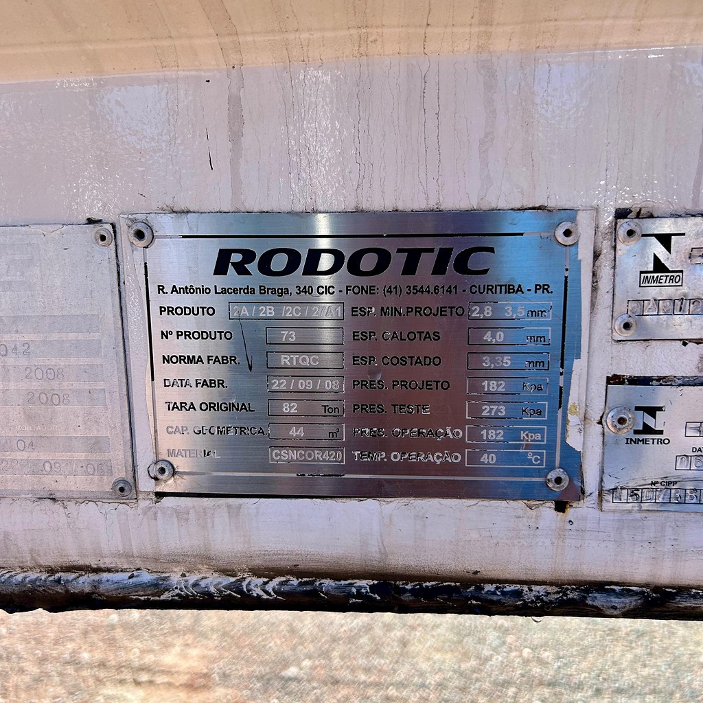 Carreta SEMI-REBOQUE TANQUE ACO Rodotic ANO 2009 1+1+1 Vanderleia de Patio 201 Caminhoes e Carretas no Paraná