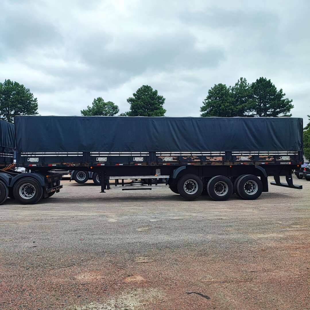 Carreta BITREM 9 EIXOS GRANELEIRO Rodofort ANO 2022 9 Eixos de Patio 201 Caminhoes e Carretas no Paraná