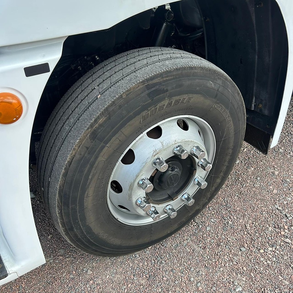 Caminhão VOLKSWAGEN VW 19360 Cavalo Mecânico ANO 2022 de Patio 201 Caminhoes e Carretas no Paraná