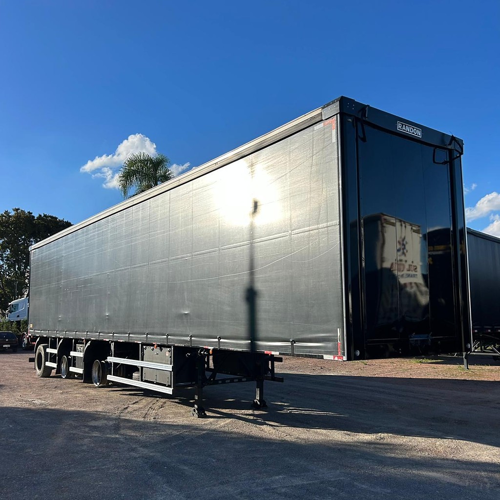 Carreta SEMI-REBOQUE BAU SIDER Randon ANO 2021 1+1+1 Vanderleia de Patio 201 Caminhoes e Carretas no Paraná
