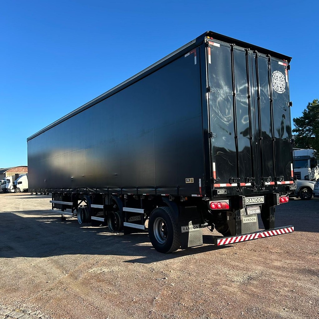 Carreta SEMI-REBOQUE BAU SIDER Randon ANO 2021 1+1+1 Vanderleia de Patio 201 Caminhoes e Carretas no Paraná