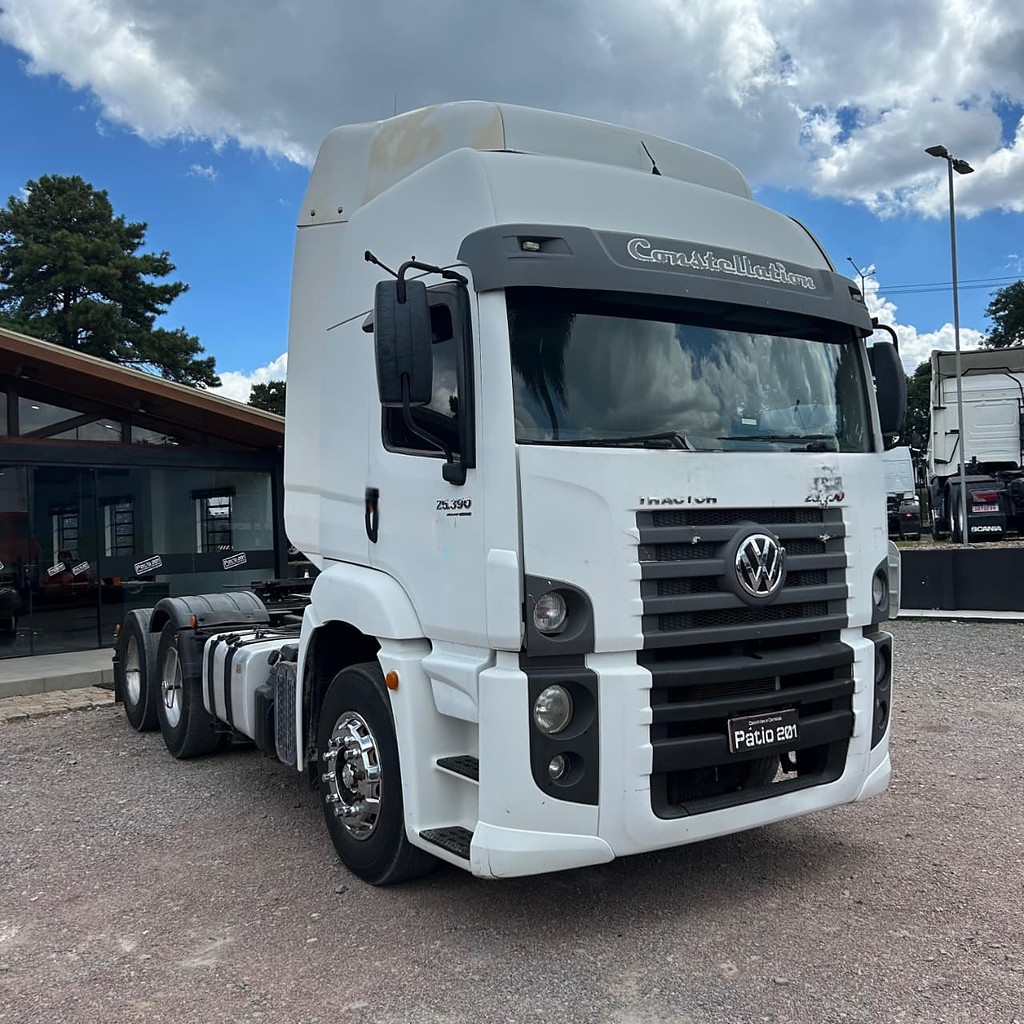 Caminhão VOLKSWAGEN VW 25390 Cavalo Mecânico ANO 2016 de Patio 201 Caminhoes e Carretas no Paraná
