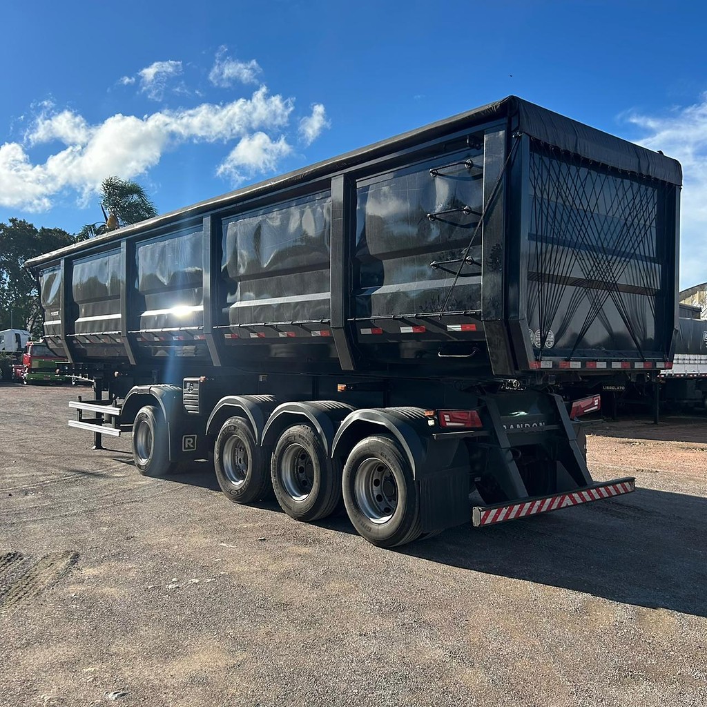 Carreta SEMI-REBOQUE BASCULANTE Randon ANO 2023 4 Eixos de Patio 201 Caminhoes e Carretas no Paraná
