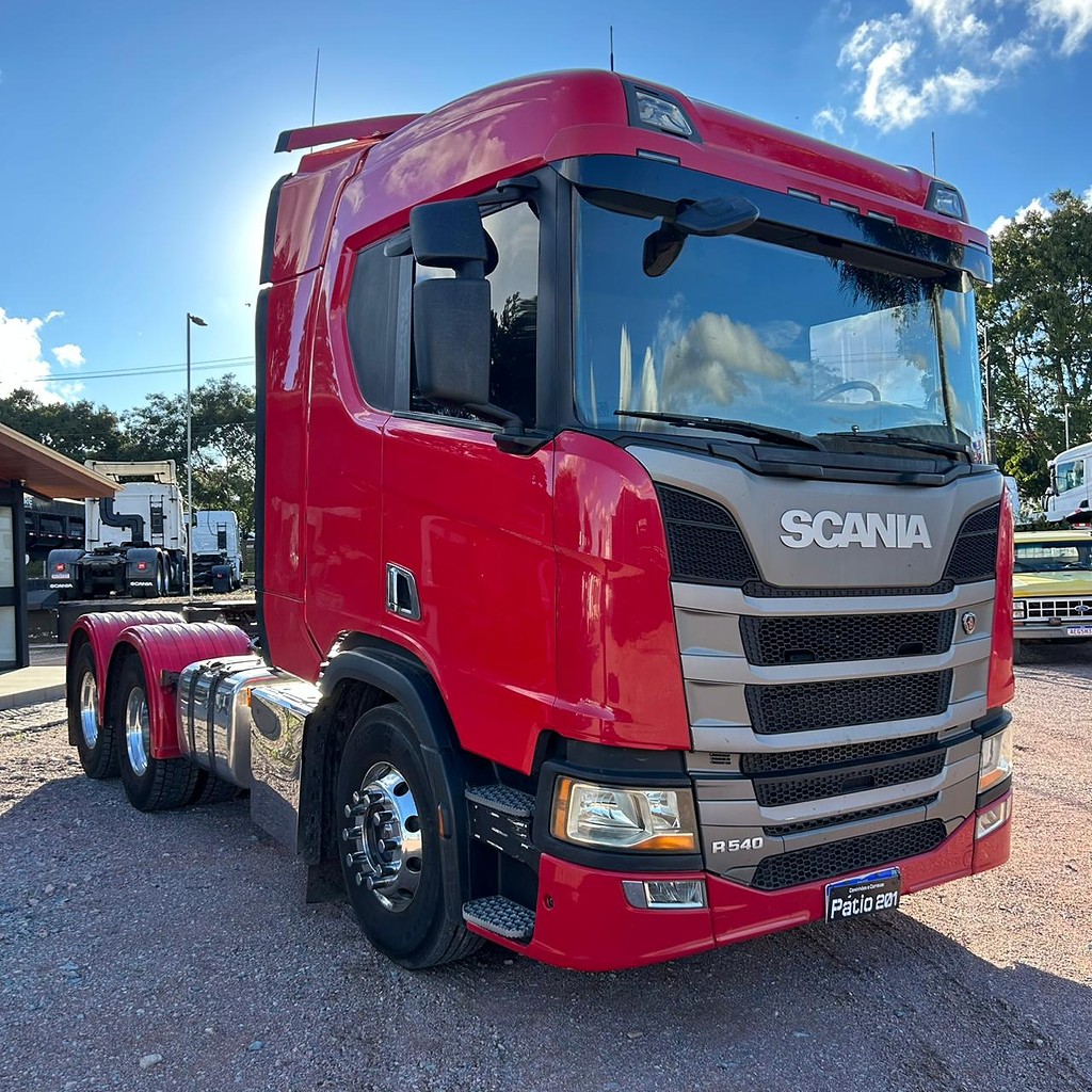 Caminhão SCANIA 540 Cavalo Mecânico ANO 2019 RETARDER de Patio 201 Caminhoes e Carretas no Paraná