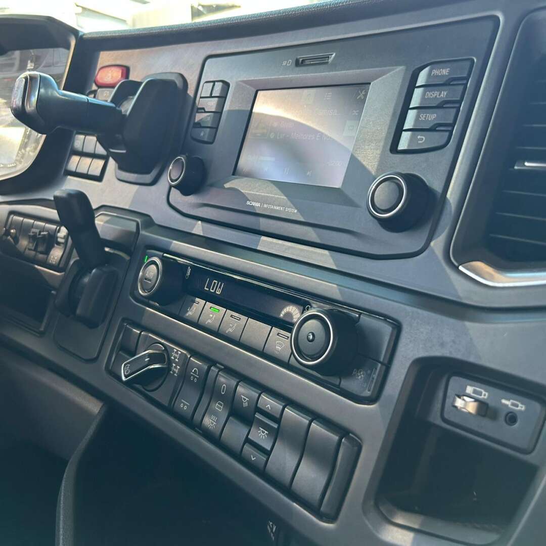 Caminhão SCANIA 540 Cavalo Mecânico ANO 2019 RETARDER de Patio 201 Caminhoes e Carretas no Paraná