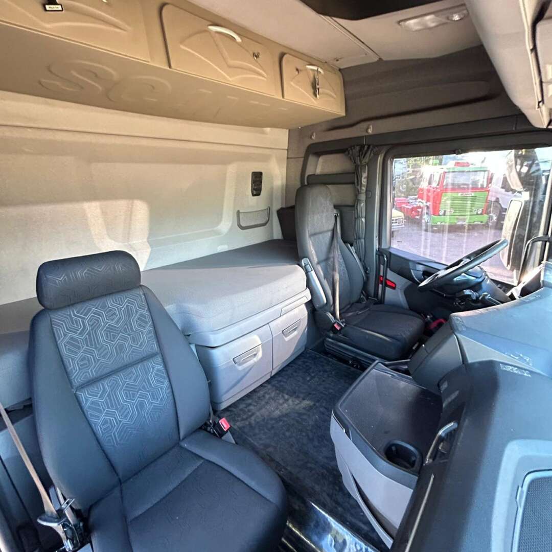 Caminhão SCANIA 540 Cavalo Mecânico ANO 2019 RETARDER de Patio 201 Caminhoes e Carretas no Paraná