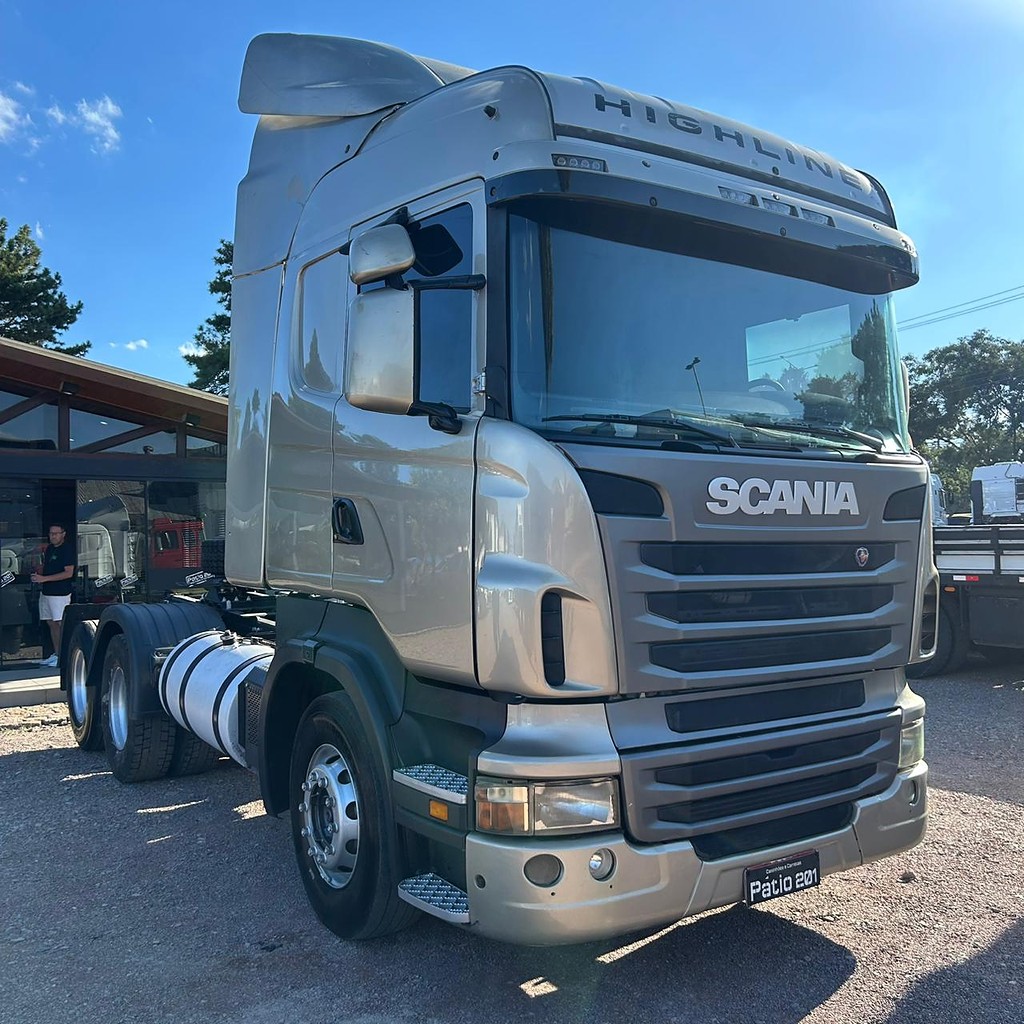 Caminhão SCANIA 420 Cavalo Mecânico ANO 2010 de Patio 201 Caminhoes e Carretas no Paraná
