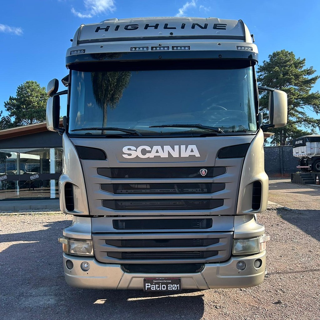 Caminhão SCANIA 420 Cavalo Mecânico ANO 2010 de Patio 201 Caminhoes e Carretas no Paraná