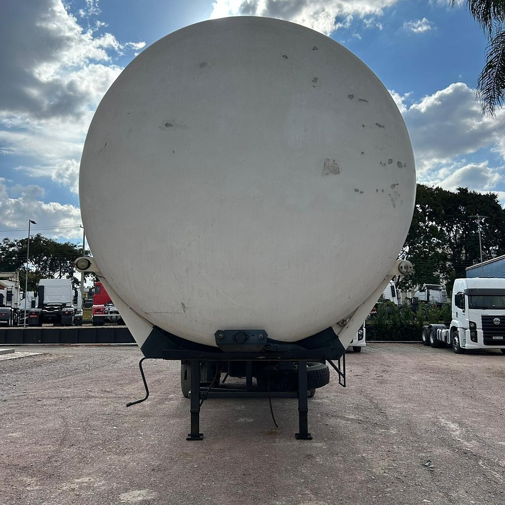 Carreta BITREM TANQUE AÇO Rodotic ANO 2009 1 Eixo de Patio 201 Caminhoes e Carretas no Paraná