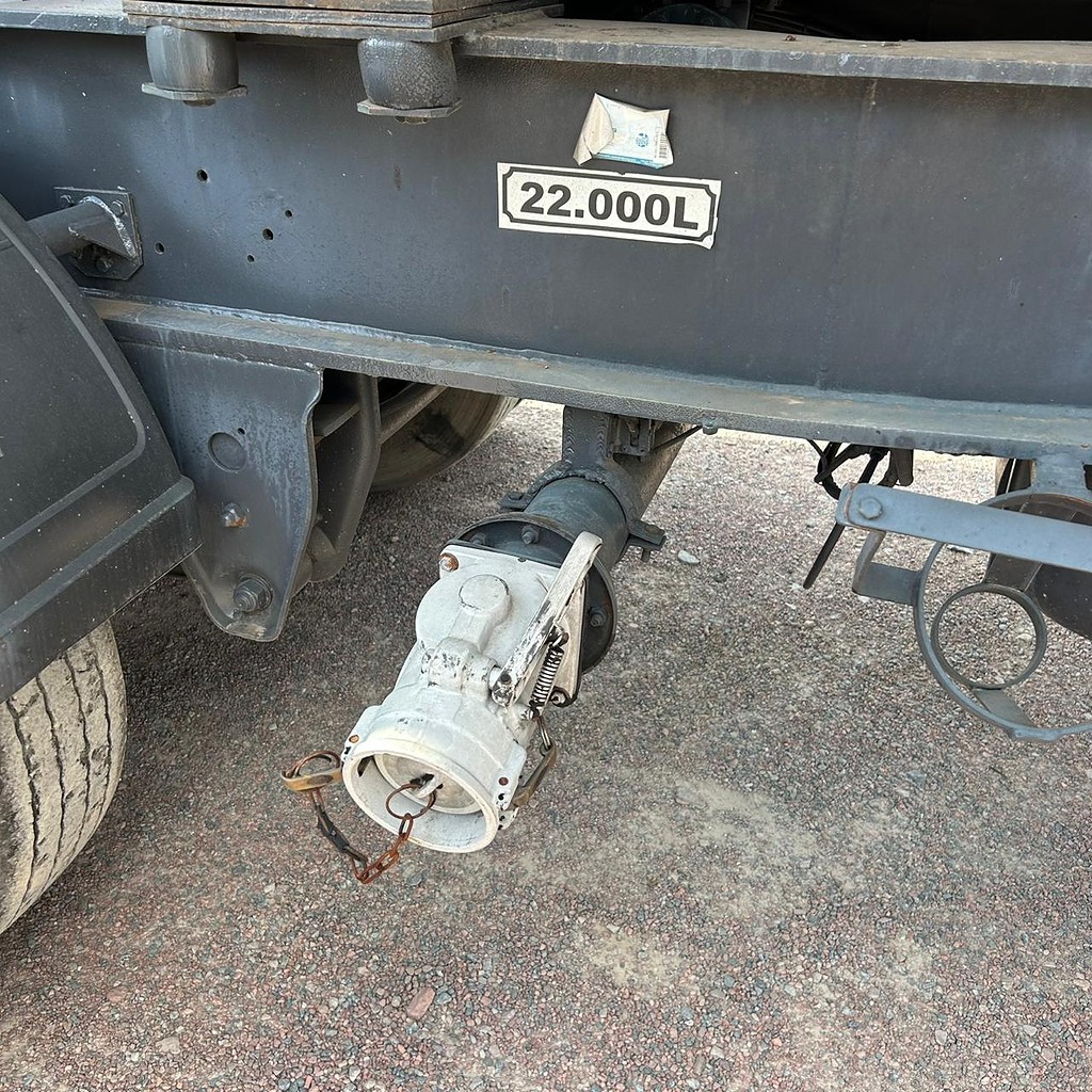 Carreta BITREM TANQUE AÇO Rodotic ANO 2009 1 Eixo de Patio 201 Caminhoes e Carretas no Paraná