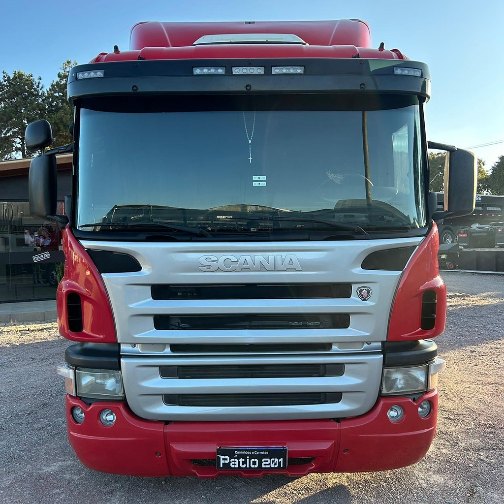 Caminhão SCANIA P340 Cavalo Mecânico ANO 2011 de Patio 201 Caminhoes e Carretas no Paraná